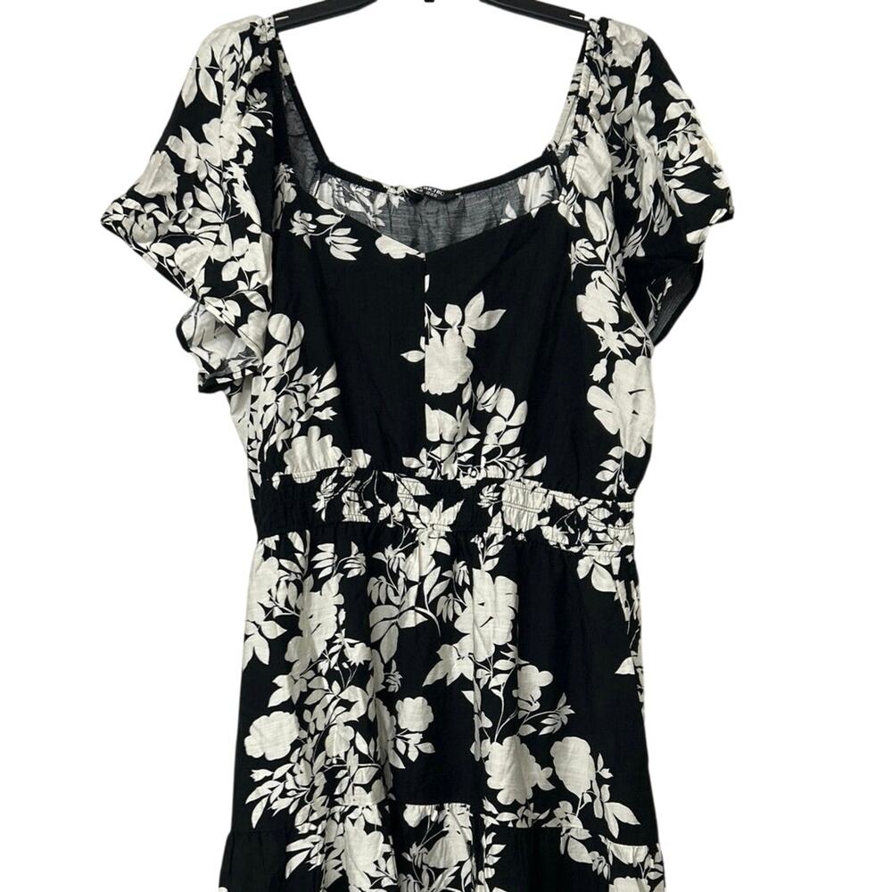 Bloomchic Cottagecore Floral Tiered Midi Dress Black White Pockets Plus NWT 2X - Picture 4 of 13